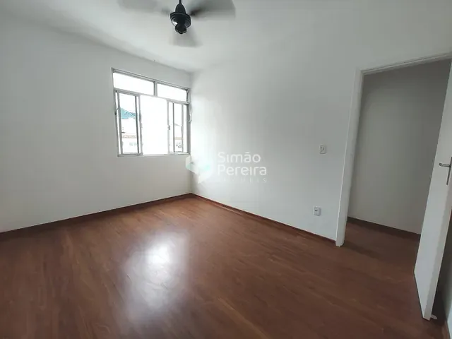 Apartamento 3 quartos e 2 banheiros, à venda, no bairro Centro em Juiz de Fora
