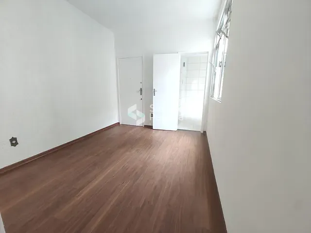 Apartamento 3 quartos e 2 banheiros, à venda, no bairro Centro em Juiz de Fora