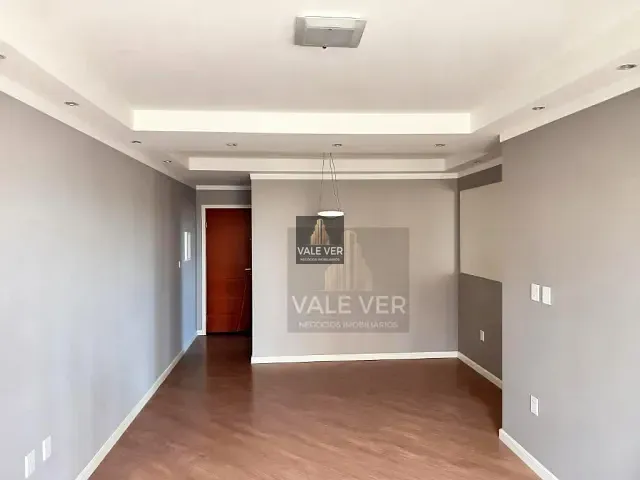 Apartamento 3 quartos e 1 banheiro, à venda, no bairro Parque Industrial em São José dos Campos