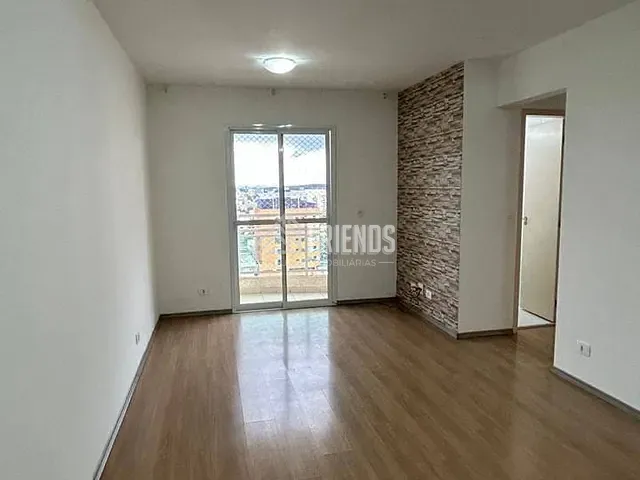 Apartamento com 65m² 2 quartos e 1 banheiro, à venda ou para alugar, no bairro Jardim Barbosa em Guarulhos