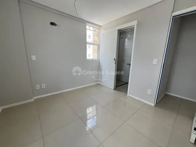Apartamento 3 quartos e 2 banheiros, à venda, no bairro Cristo Rei em Teresina