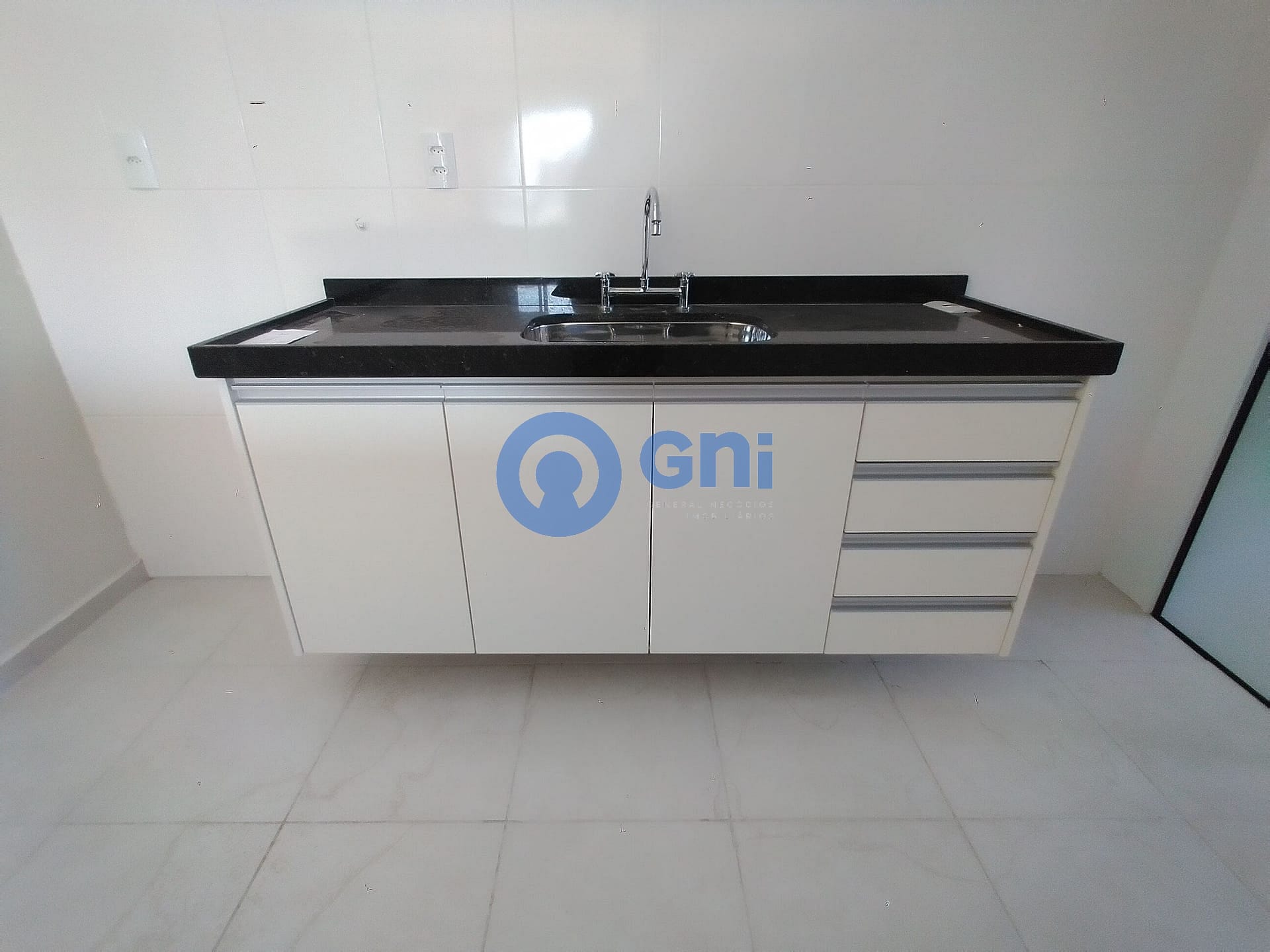 Apartamento para alugar com 2 quartos, 69m² - Foto 7