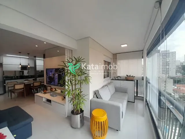 Apartamento 3 quartos e 2 banheiros, à venda, no bairro Saúde em São Paulo