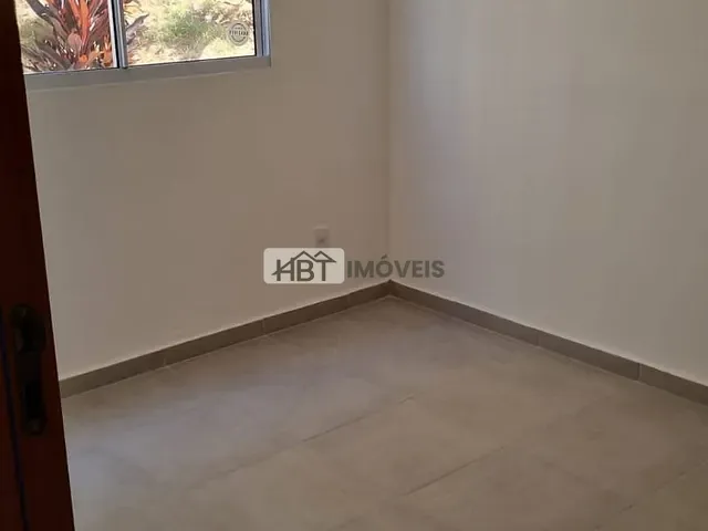 Apartamento 2 quartos e 1 banheiro, à venda, no bairro Jardim Godoy em Bauru