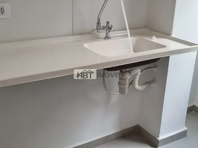 Apartamento 2 quartos e 1 banheiro, à venda, no bairro Jardim Godoy em Bauru