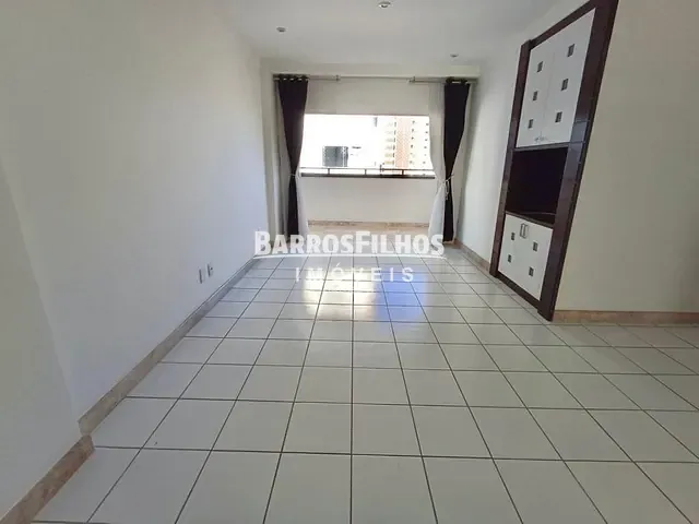 Apartamento com 109m² 3 quartos e 2 banheiros, à venda ou para alugar, no bairro Jardins em Aracaju
