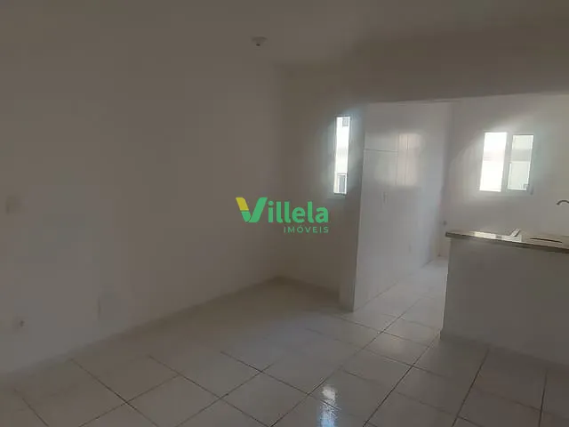 Apartamento 2 quartos e 1 banheiro, à venda ou para alugar, no bairro Vila Miranda em Itaquaquecetuba