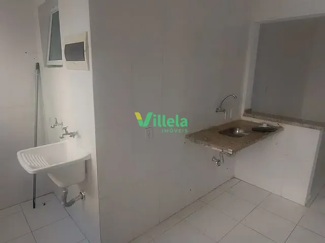 Apartamento 2 quartos e 1 banheiro, à venda ou para alugar, no bairro Vila Miranda em Itaquaquecetuba