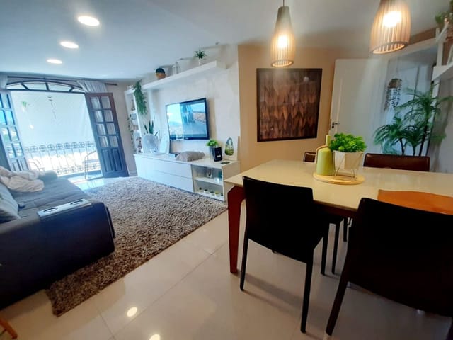 Apartamento com 109m² 3 quartos e 2 banheiros, à venda, no bairro Vila Valqueire em Rio de Janeiro