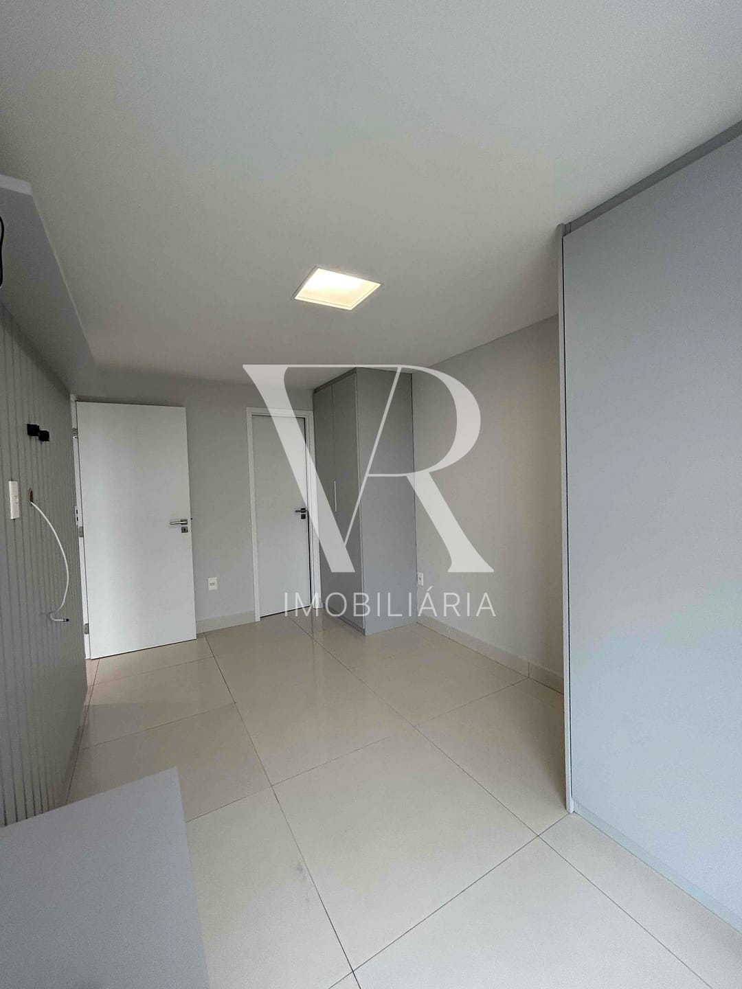 Apartamento para alugar com 2 quartos, 70m² - Foto 40