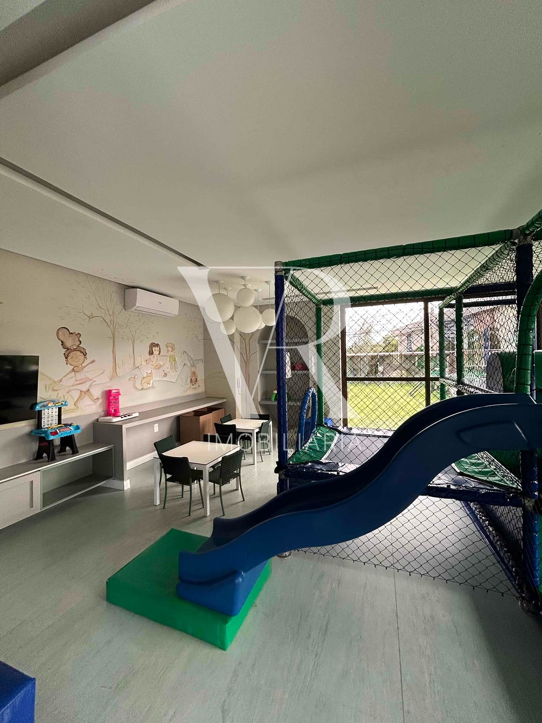 Apartamento para alugar com 2 quartos, 70m² - Foto 14