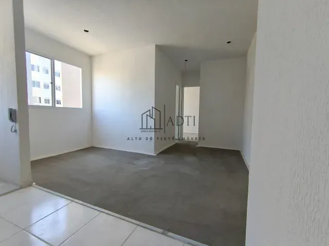 Apartamento 2 quartos e 1 banheiro, à venda, no bairro Vila Perracini em Poá