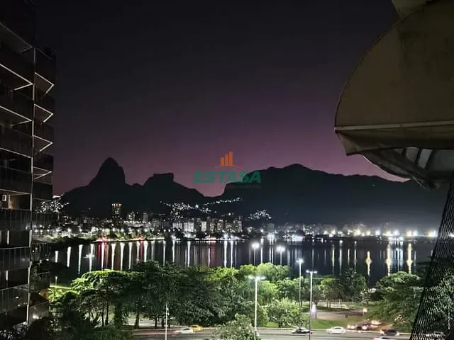 Apartamento 3 quartos e 4 banheiros, à venda, no bairro Lagoa em Rio de Janeiro