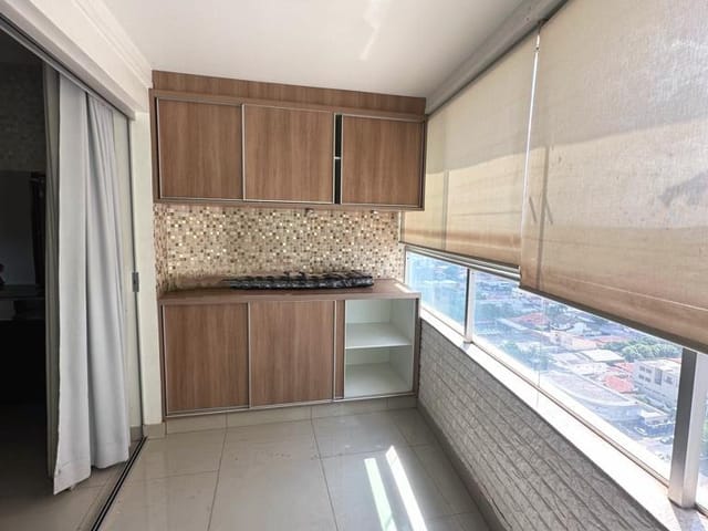 Apartamento 2 quartos e 3 banheiros, para alugar, no bairro Setor Bueno em Goiânia
