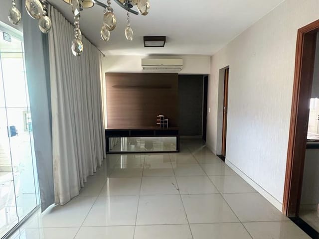 Apartamento 2 quartos e 3 banheiros, para alugar, no bairro Setor Bueno em Goiânia