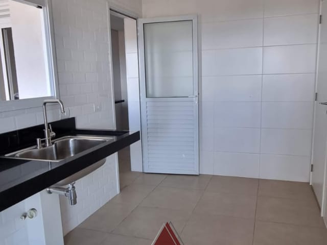 Apartamento 3 quartos e 4 banheiros, para alugar, no bairro Cidade Nova em Franca
