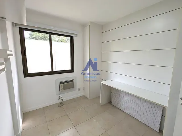 Apartamento com 120m² 3 quartos e 2 banheiros, à venda ou para alugar, no bairro Recreio dos Bandeirantes em Rio de Janeiro