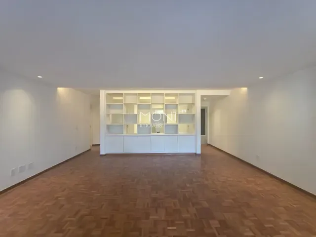 Apartamento 3 quartos e 1 banheiro, para alugar, no bairro Asa Sul em Brasília