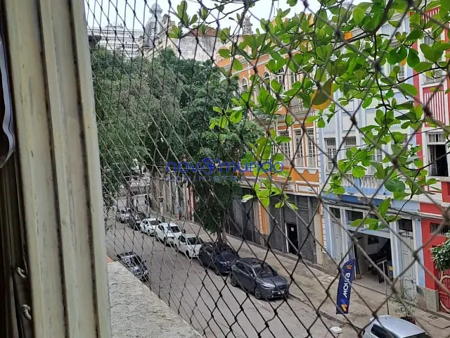 Apartamento com 53m² 2 quartos e 1 banheiro, à venda, no bairro Centro em Rio de Janeiro
