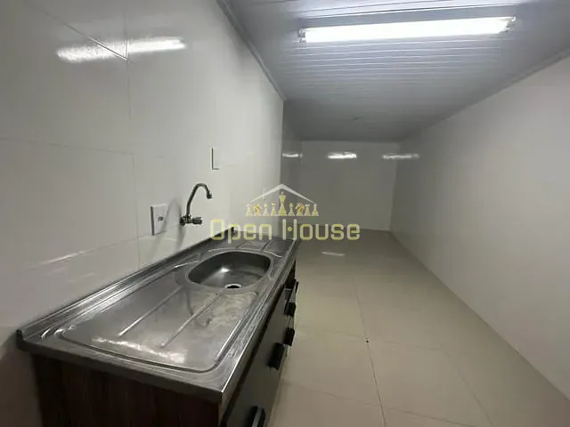 Casa com 300m² 4 quartos e 4 banheiros, à venda ou para alugar, no bairro Vila Santa Cecília em Volta Redonda