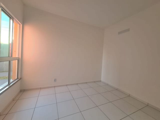 Apartamento com 63m² 3 quartos e 2 banheiros, para alugar, no bairro Paumirim em Caucaia