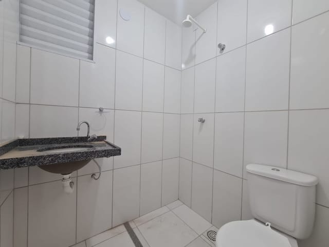 Apartamento com 63m² 3 quartos e 2 banheiros, para alugar, no bairro Paumirim em Caucaia