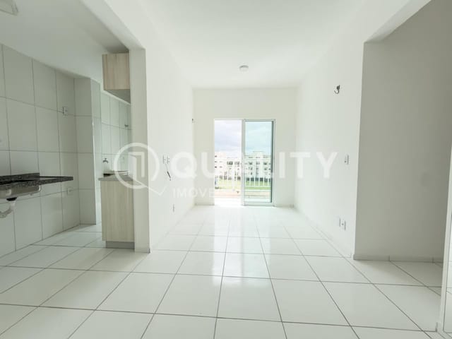 Apartamento com 63m² 3 quartos e 2 banheiros, para alugar, no bairro Paumirim em Caucaia