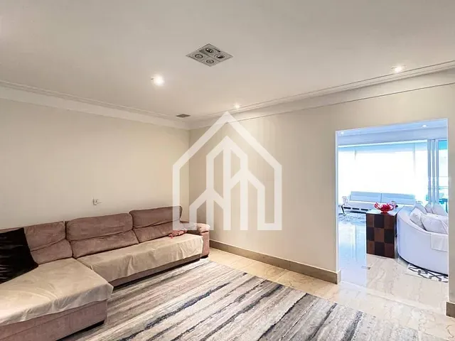 Apartamento 5 quartos e 6 banheiros, à venda, no bairro Vila Regente Feijó em São Paulo
