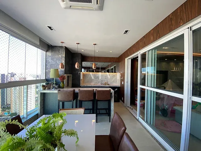 Apartamento com 247m² 3 quartos e 5 banheiros, à venda, no bairro Gleba Fazenda Palhano em Londrina