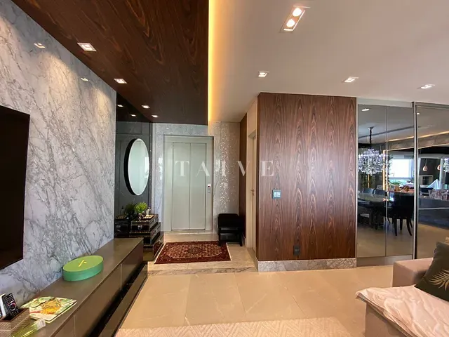Apartamento com 247m² 3 quartos e 5 banheiros, à venda, no bairro Gleba Fazenda Palhano em Londrina