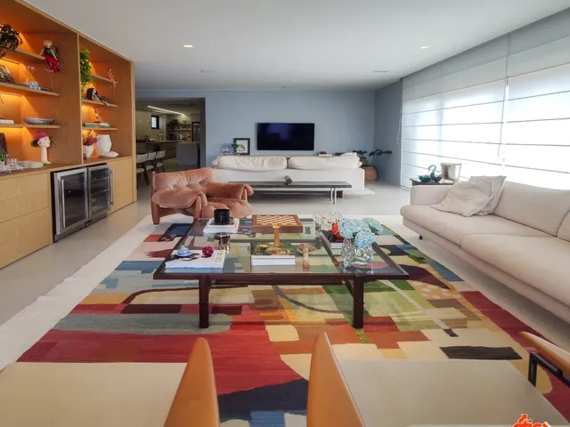 Apartamento 3 quartos e 4 banheiros, à venda, no bairro Nazare em Belem