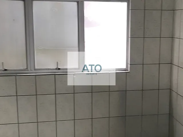 Apartamento 5 quartos e 3 banheiros, para alugar, no bairro centro em Tijucas