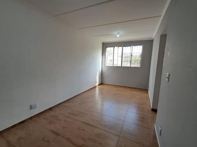 Apartamento 2 quartos e 1 banheiro, à venda, no bairro Cézar de Souza em Mogi das Cruzes