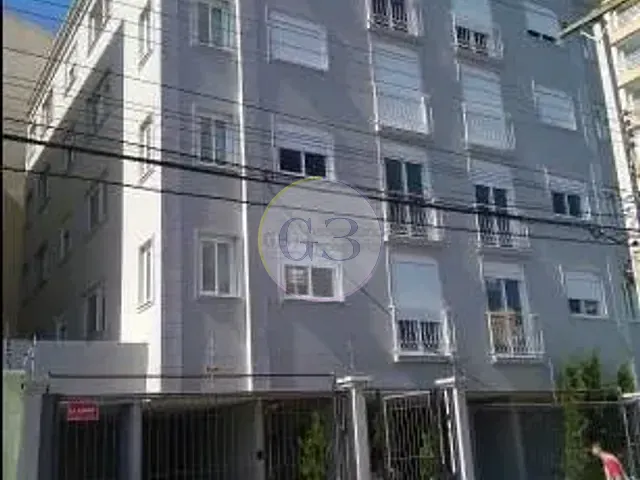 Apartamento 2 quartos e 1 banheiro, para alugar, no bairro Centro em Pelotas