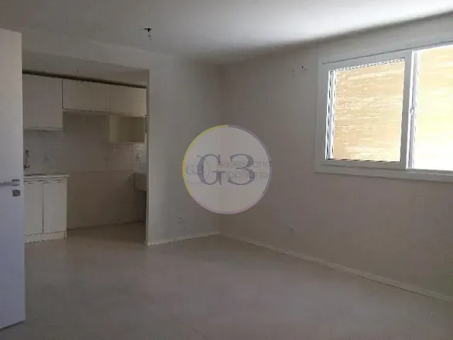 Apartamento 2 quartos e 1 banheiro, para alugar, no bairro Centro em Pelotas