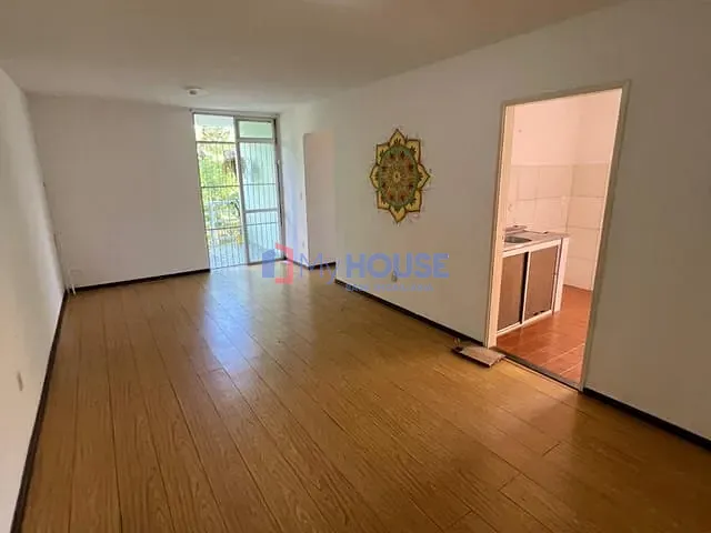 Apartamento 3 quartos e 2 banheiros, à venda, no bairro Esperança em Ilhéus