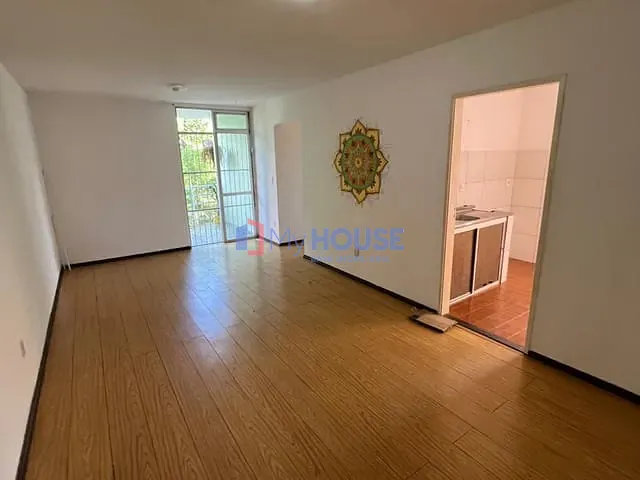 Apartamento 3 quartos e 2 banheiros, à venda, no bairro Esperança em Ilhéus