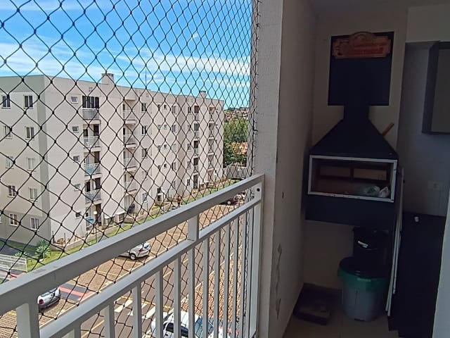 Apartamento com 111m² 2 quartos e 1 banheiro, à venda, no bairro Conjunto Habitacional Antônio Euthymio Casaroto em Cambé