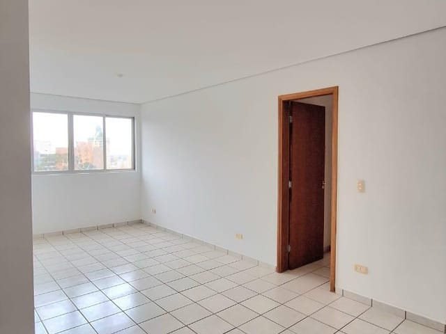 Foto do Apartamento - Apartamento para locação, no Ed. São Paulo Towers, Centro, Londrina, PR | Imobiliária Natal LTDA