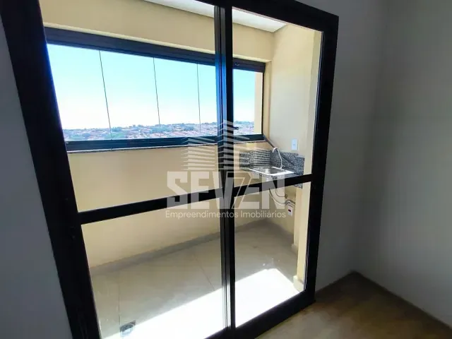 Apartamento com 69m² 3 quartos e 2 banheiros, à venda, no bairro Parque Residencial das Camélias em Bauru