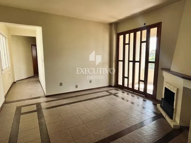 Apartamento 3 quartos e 4 banheiros, para alugar, no bairro Centro em Arroio Do Meio