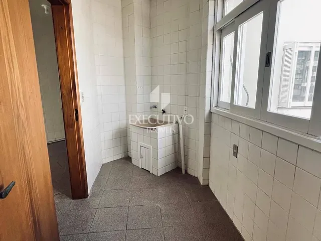 Apartamento 3 quartos e 4 banheiros, para alugar, no bairro Centro em Arroio Do Meio