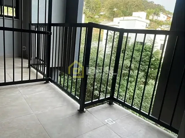 Apartamento 2 quartos e 2 banheiros, para alugar, no bairro Parque de Exposições em Concórdia