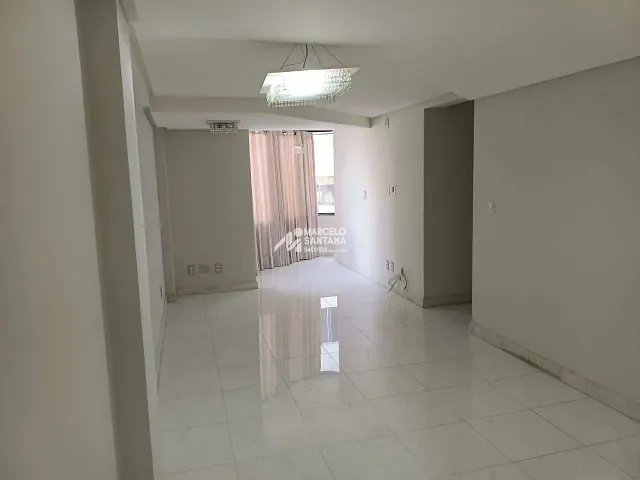 Apartamento 4 quartos e 3 banheiros, para alugar, no bairro Candeias em Vitória da Conquista