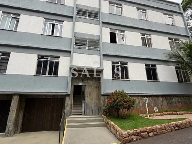 Apartamento com 120m² 4 quartos e 3 banheiros, para alugar, no bairro Centro em Juiz de Fora