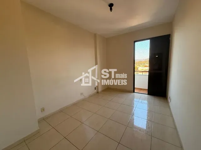 Apartamento 3 quartos e 2 banheiros, à venda, no bairro Alto Alegre em Andradas