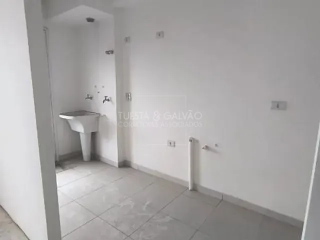Apartamento com 44m² 1 quarto e 1 banheiro, à venda, no bairro Pinheirinho em Curitiba