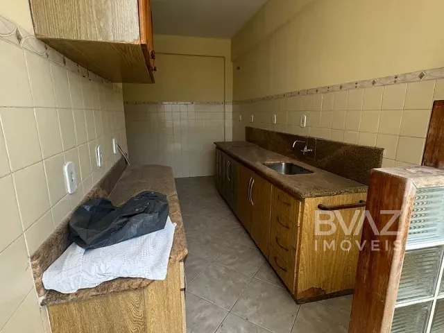 Apartamento 2 quartos e 1 banheiro, à venda, no bairro Passagem em Cabo Frio