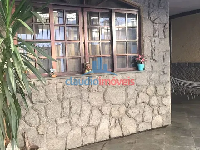 Apartamento com 120m² 3 quartos e 1 banheiro, à venda, no bairro Ano Bom em Barra Mansa