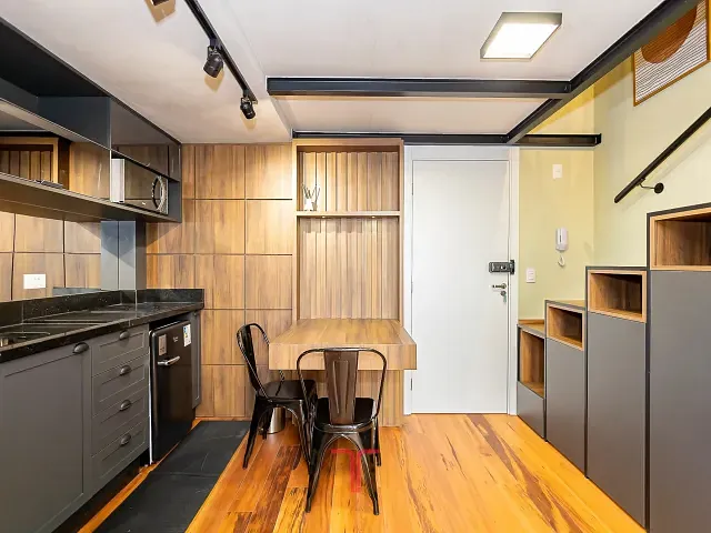Apartamento com 54m² 1 quarto e 1 banheiro, para alugar, no bairro Campo Comprido em Curitiba